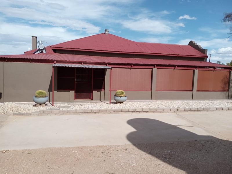 4 Bedroom Property for Sale in Kakamas Northern Cape